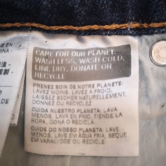 Levi's Bold Curve Silhouette Ladies Classic Rise Straight Size 6/28 Jeans - Picture 9 of 13